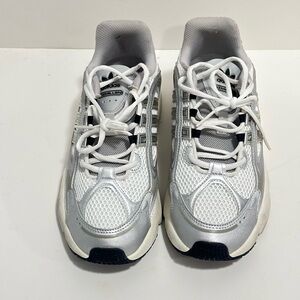 adidas Men's White Silver Mesh Running Sneakers
